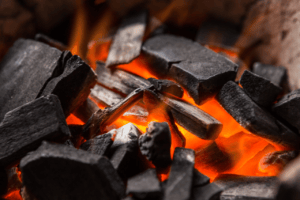 Grillkohle oder Briketts