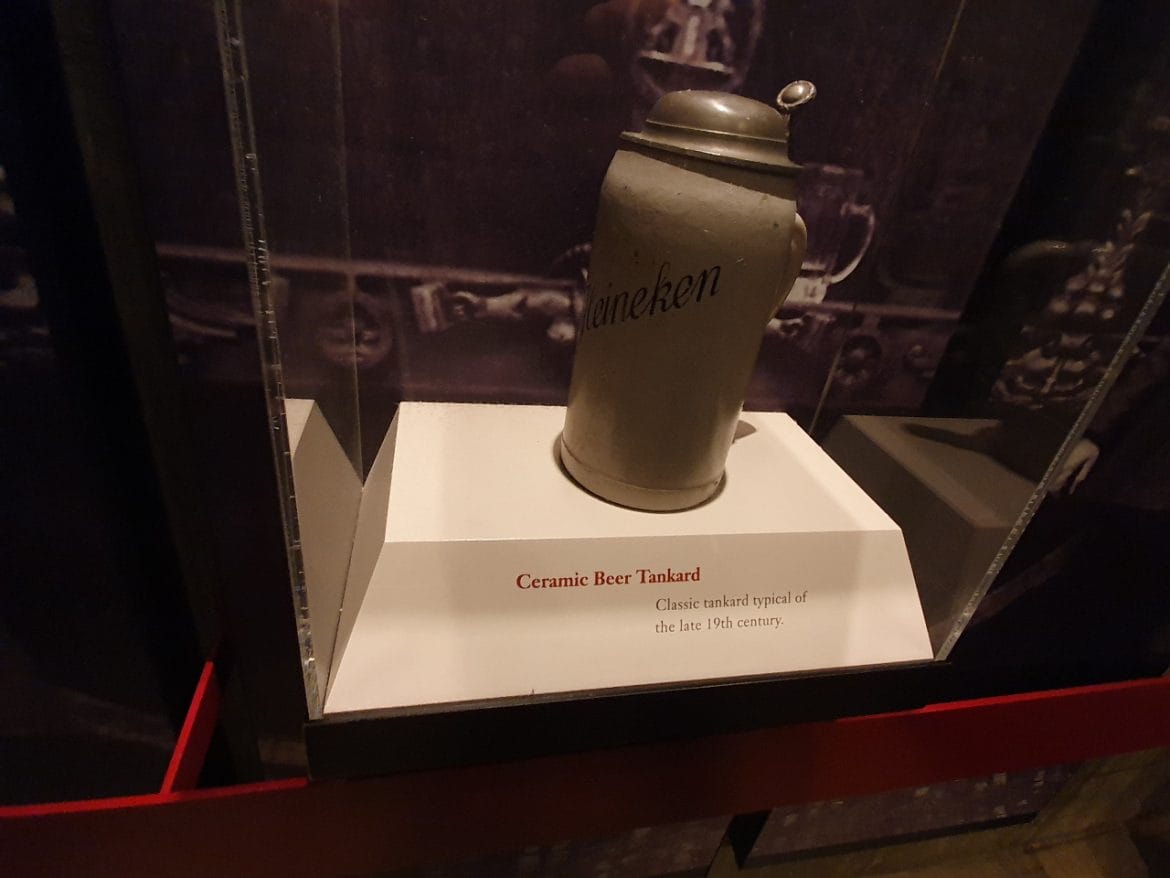 Heineken Experience Ausstellung 7: Keramik Bierkrug Heineken Experience Ausstellung 7: Keramik Bierkrug
